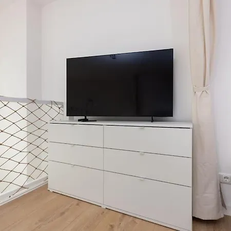 Zentrales Gallerie-loft Alexanderplatz Апартаменты *